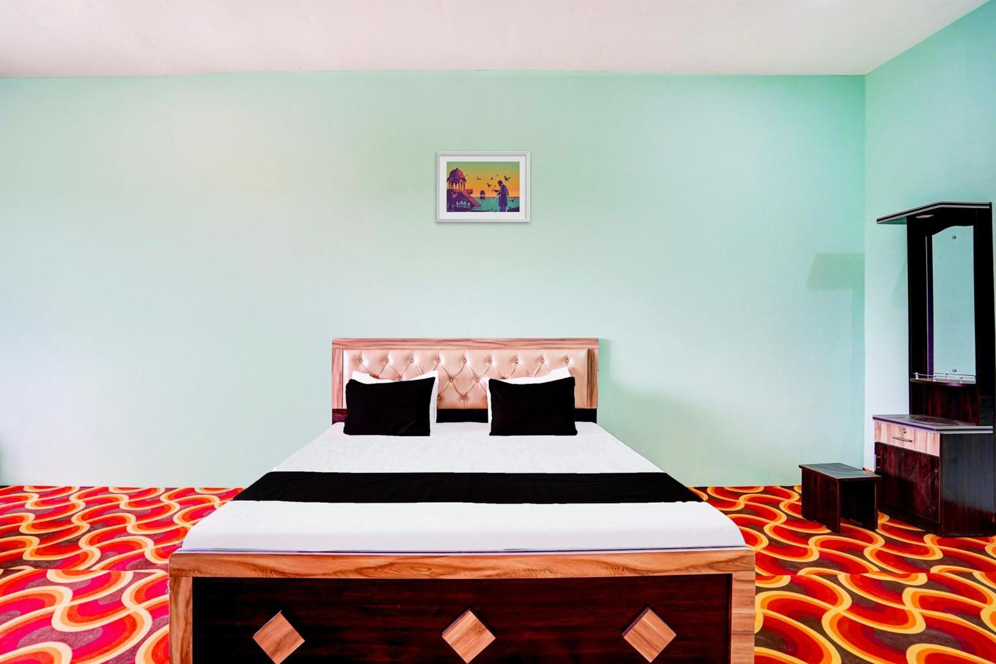 Hotel O Humsafar Hotel & Restaurant Prayagraj Esterno foto